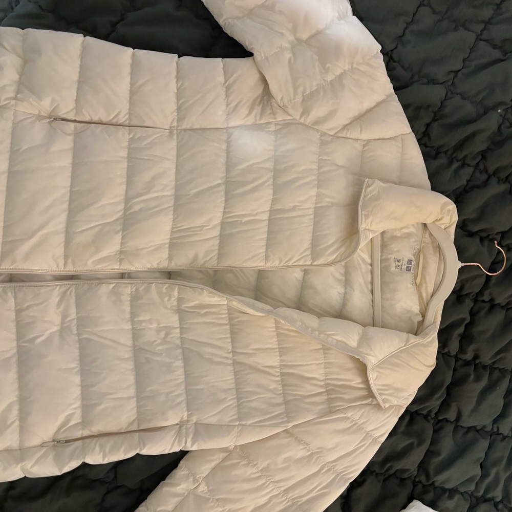 Uniqlo Women's Cream Puffer Jacket